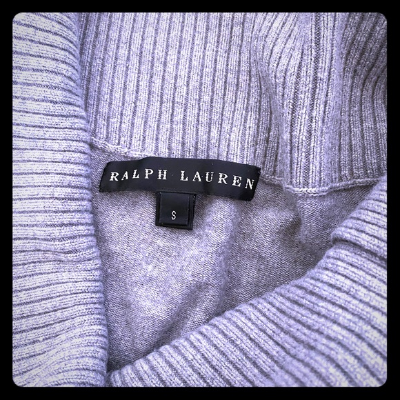 Ralph Lauren Sweaters - Classic Ralph Lauren sweater w leather